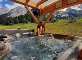 Viesnīca Chalet Inarpa - Appartements et Suites pilsētā Laklusaza