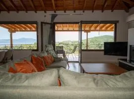 Runway Mansion, stunning views and lots of space