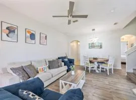Cozy Stylish Townhome