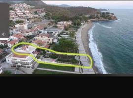 Denize sıfır, Hotel in Özdere