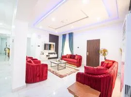 Flat 4 Modern 3BR En-suite Flat in Kaura Abuja