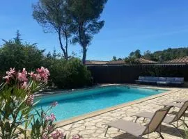 Le Lodge des Cazarelles