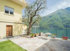 La Quiete with private Garden by Rent All Como