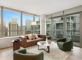 K2 Sky High Apartments with Stunning Chicago Views in West Loop