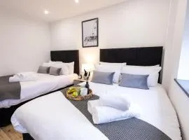 Modern Borehamwood Flat - 2 Min Walk to Station