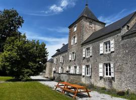 Gîte La Tour Paradis, hotell sihtkohas Froid-Chapelle
