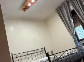 Tommy House 19