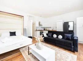 Stylish Studio Apartment In Fulham