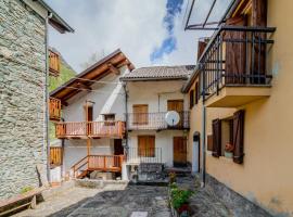 Casa Vacanze con Vista sulla Valle Soana, hotel a Valprato Soana