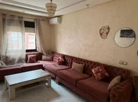 Cozy apartment in Shams Almadina