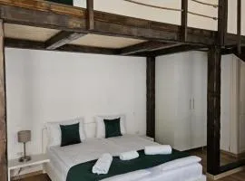 Studio Piata Mare Mardomi