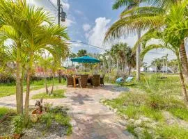 Walk to Beach Family Retreat in Fort Myers Beach!