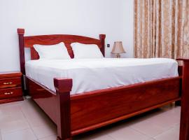 Luxury Villa AC Ensuite Room 7, hotel v destinaci Limbe