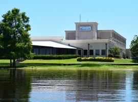 BridgePointe Hotel & Marina