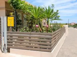 Yucca Studio, beautiful apartment with garden