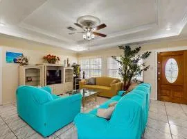 Palm Breeze Family Getaway