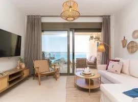 Kymvari - Stunning sea view-elegant apt-infinity shared pool