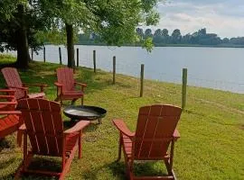 Ferienwohnung Coproyshof - Direkt am See - 3 Schlafzimmer, privater Strand & Feuerstelle