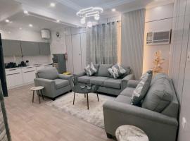 شقة أنيقة بموقع مميز, alojamiento con cocina en Tabuk