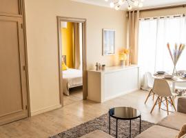 T2 Cosy centre ville proche gare, hotel en Tourcoing