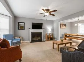 Near Parks Trails & Downtown Raleigh Retreat