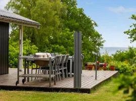 2 Bedroom Pet Friendly Home In Knebel
