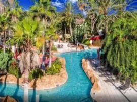 Premium 4BR-Near Disney,Free WiFi,2 Car Parking,Lazy River