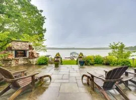 Luxe Family Home on Orange Lake with Private Dock!