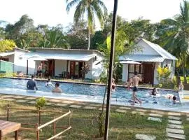 Paramount Safari Cottage