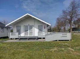 Cozy Chalet in Ustronie Morskie near Beach