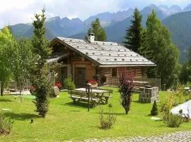 Typical Cottage in Bellamonte Italy with bubble bath