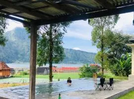 Glamping With Hot Spring