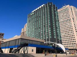Fort Pontchartrain Detroit, a Wyndham Hotel, hotelli kohteessa Detroit