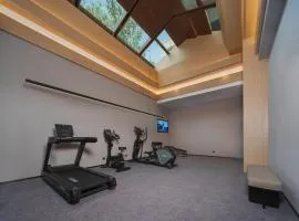 Atour Hotel Dalian Jinshi Beach Anchorage Plaza