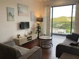 Palas Horizon Kea Farm 2-9 pax 180 View Cameron