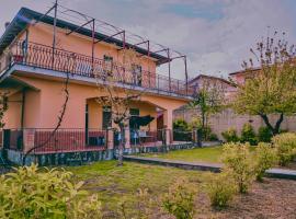 Villa Sara on Etna, hotel v destinaci Pedara