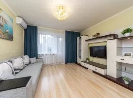 2 rooms apartment near metro Teremky