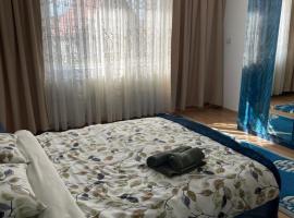 Casa Traiana, hotel en Şura Mică