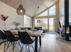 Villa Cloudberry by Hilla Villas