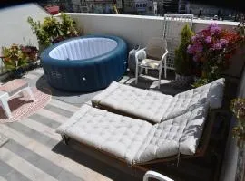 5 Star Delux Sky-Sea Marina Penthouse - Stunning SeaViews and Prime Location