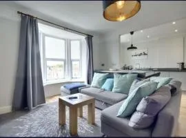 Lennox Lodge 2