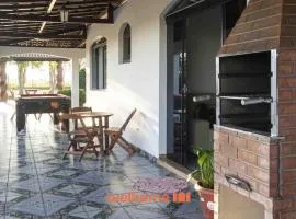 Casa Espaçosa em Bueno Brandao com Area de Lazer