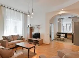 Spacious 82 m2 2 bedroom Flat and Roof Terrace in the Heart of Riga