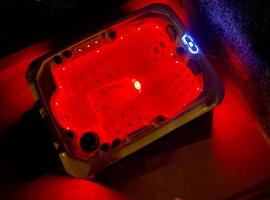 Apartment Ivica、スラティネのホットタブ付きホテル