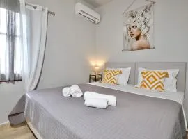Panos Apartment