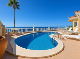 Casa Carla Private, Pool, Air By Paramount Holidays, khách sạn ở Puerto de Santiago