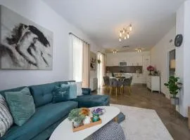 Villa Anita - Five Bedroom Villa with Swimming pool