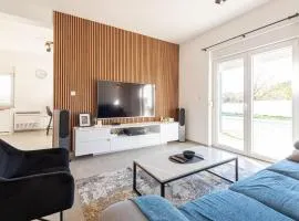 Holiday Home Iva - Three Bedroom Holiday Home