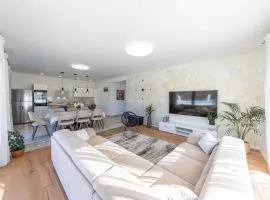 Luxurious Sanctuary Villa Primorski Dolac with Pool - Three Bedroom Villa with Pool