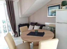 Apartments Silva - Two Bedroom Apartment with Balcony and Sea View